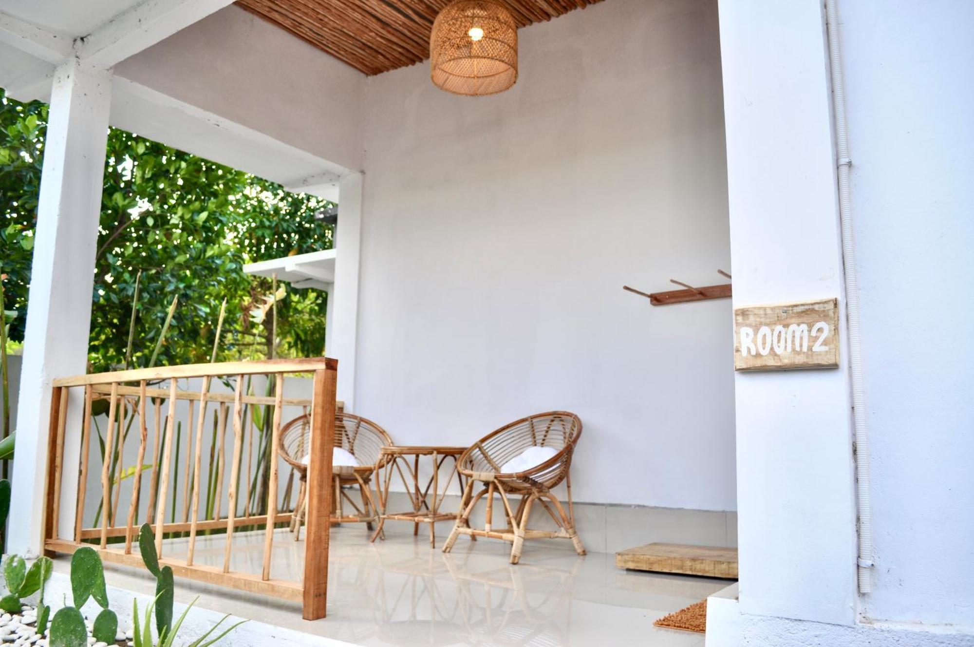Ripbowl Guest House Selong Belanak Extérieur photo