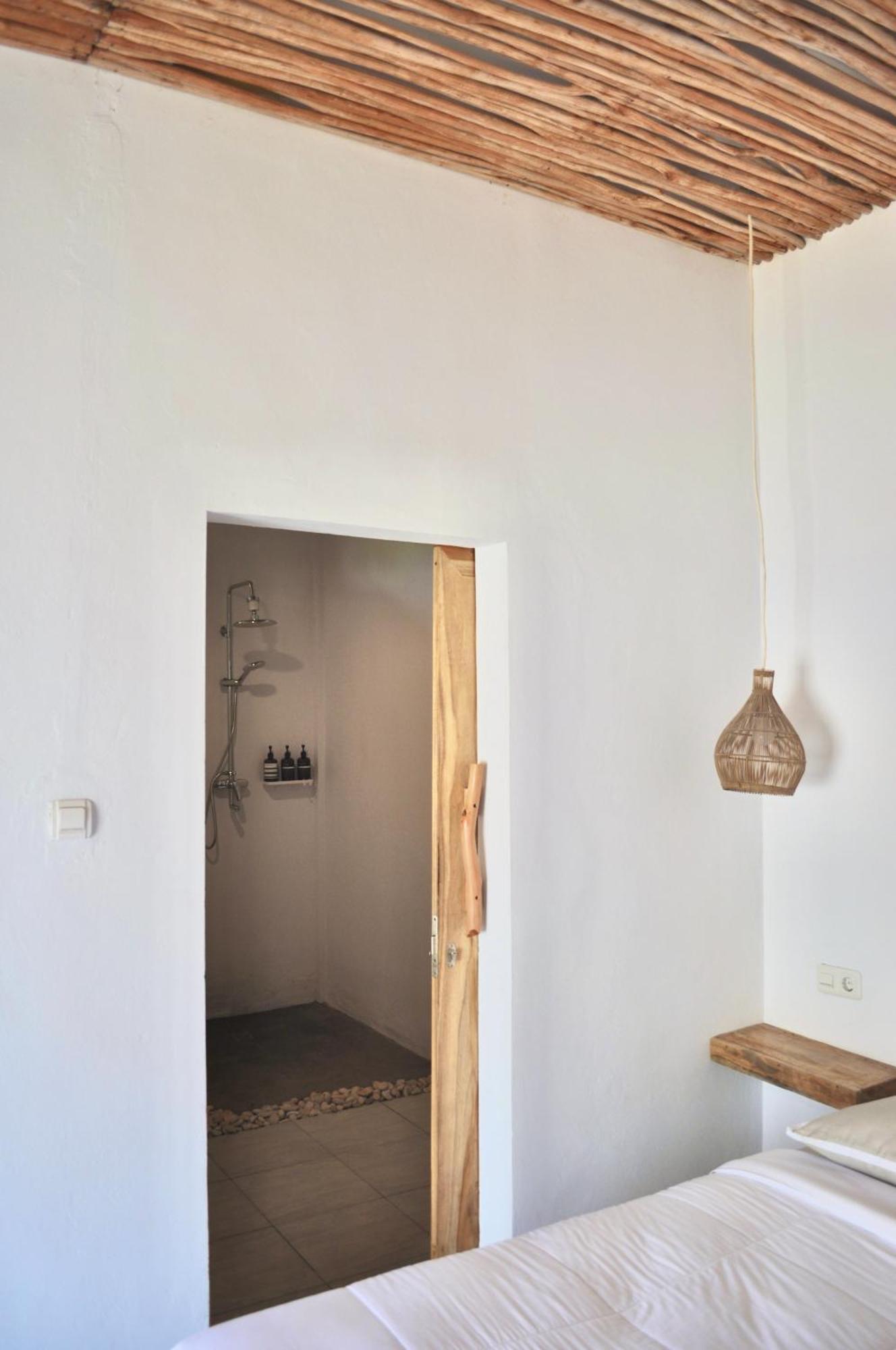 Ripbowl Guest House Selong Belanak Extérieur photo
