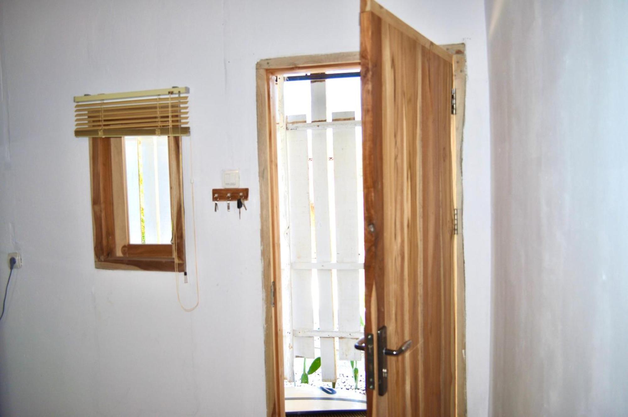 Ripbowl Guest House Selong Belanak Chambre photo