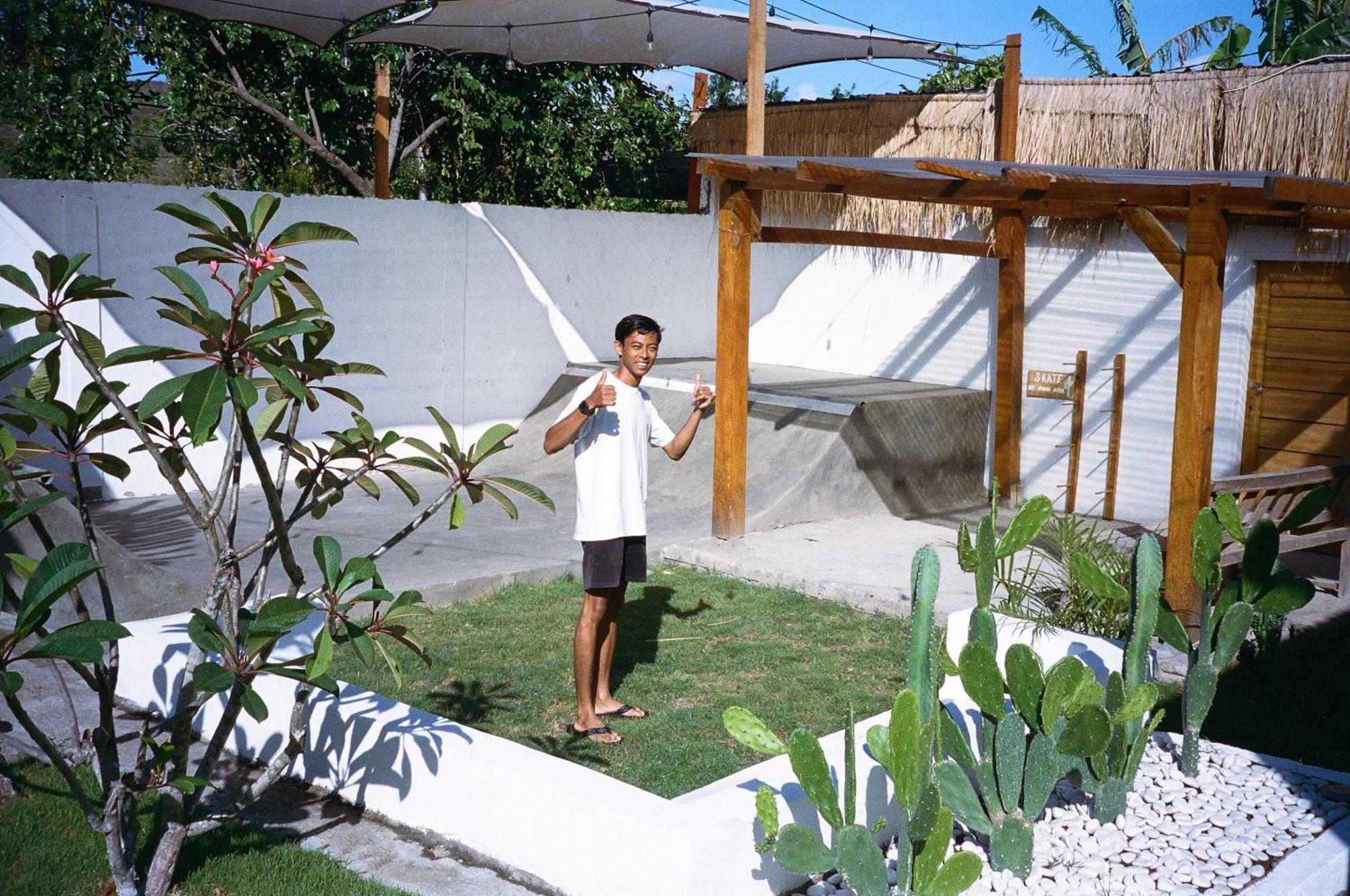 Ripbowl Guest House Selong Belanak Extérieur photo